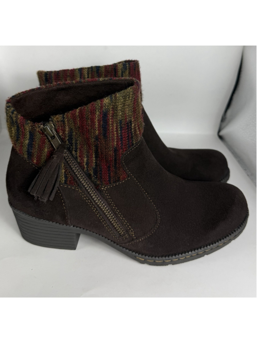 B.O.C. Women's Ankle Boots Brown Leather W/Sweater Top & Zipper Size 8